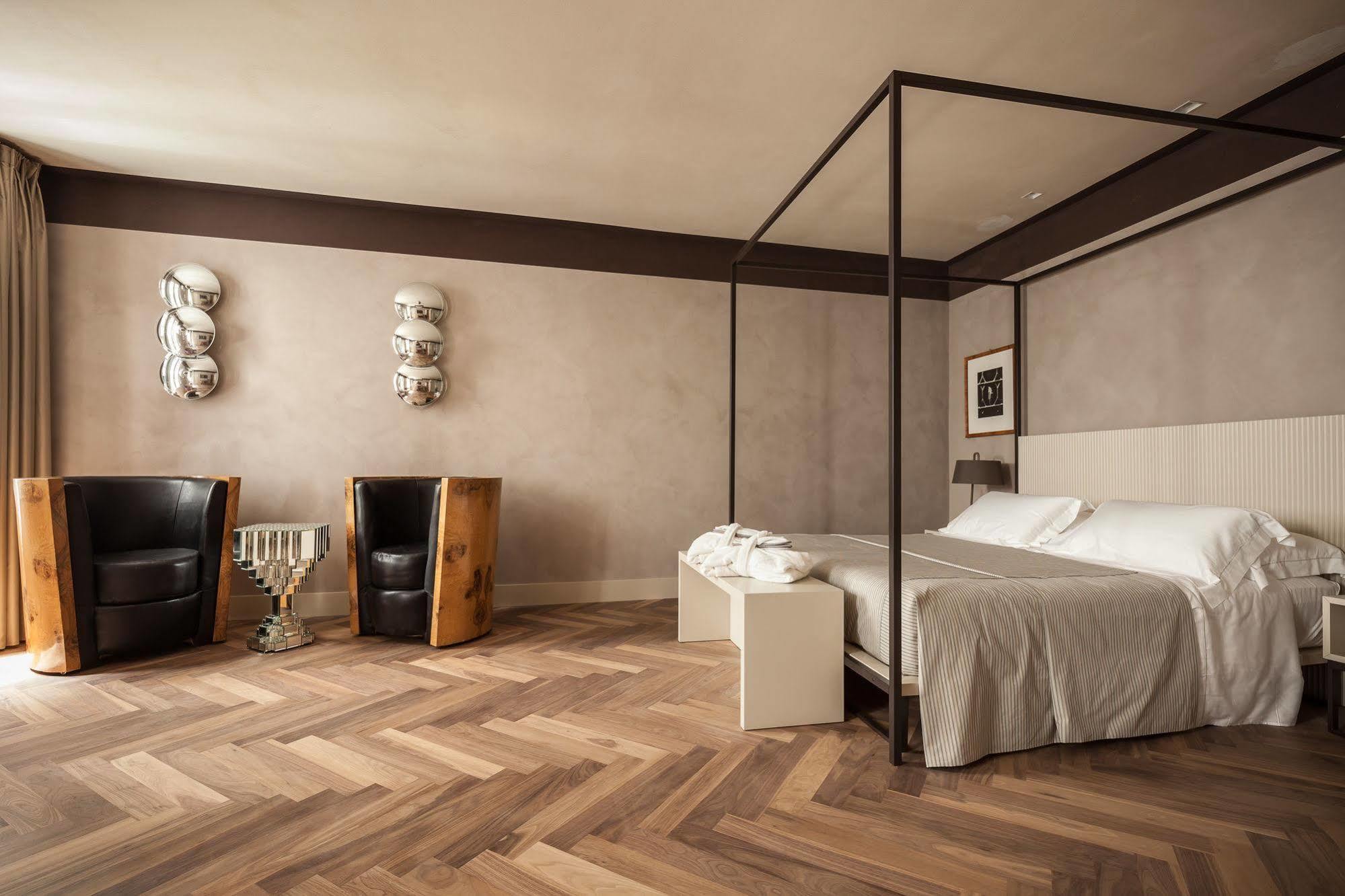 Liassidi Wellness Suites Венеция Екстериор снимка
