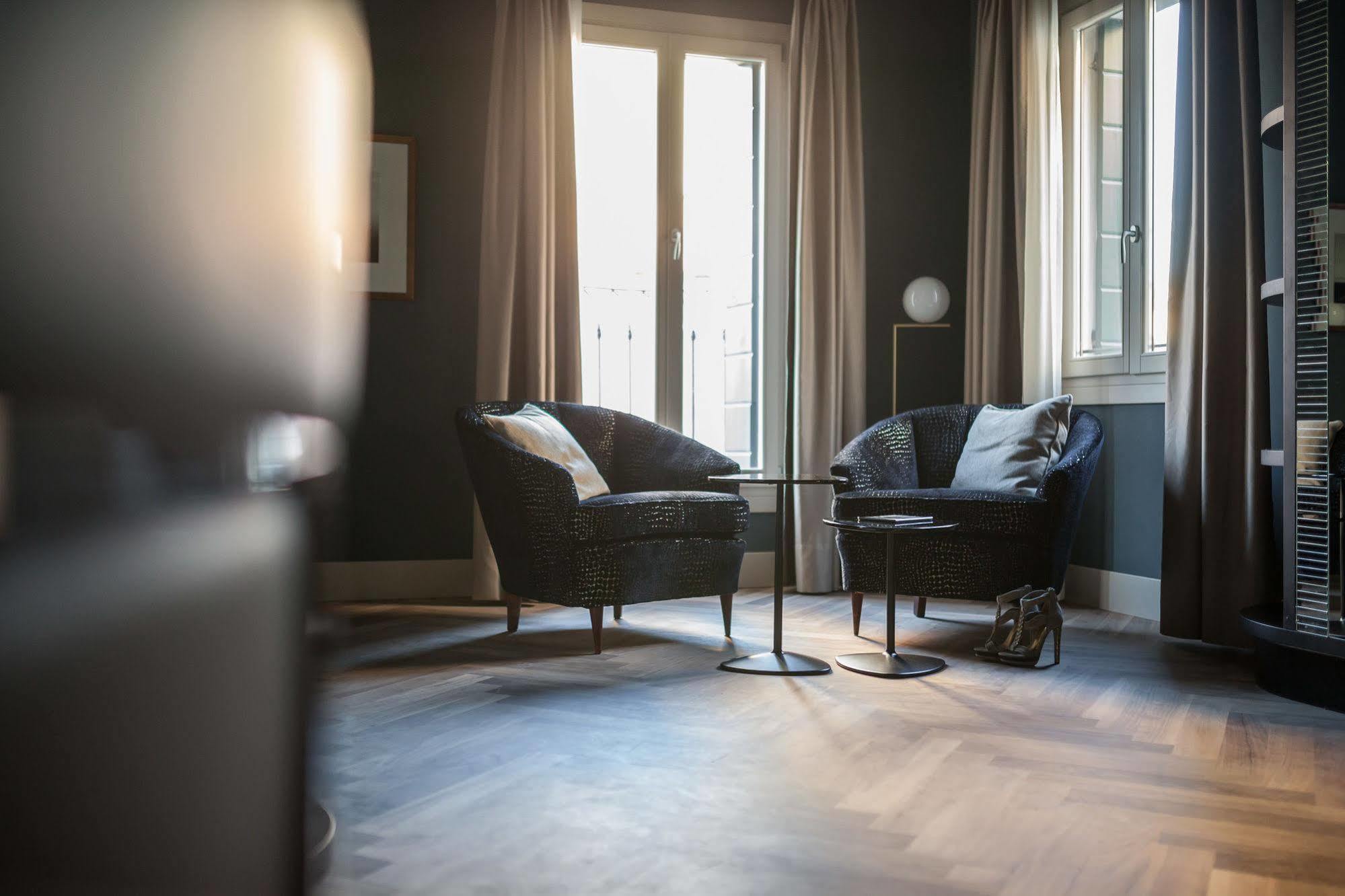 Liassidi Wellness Suites Венеция Екстериор снимка